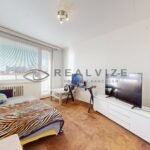 Byt-Brozikova-21-obyvaci-pokoj