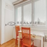 Byt-Brozikova-21-jidelna