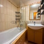 Pronajem-bytu-51-koupelna